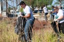 Ação de limpeza da nascente afluente do Córrego Traíra