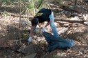 Ação de limpeza da nascente afluente do Córrego Traíra