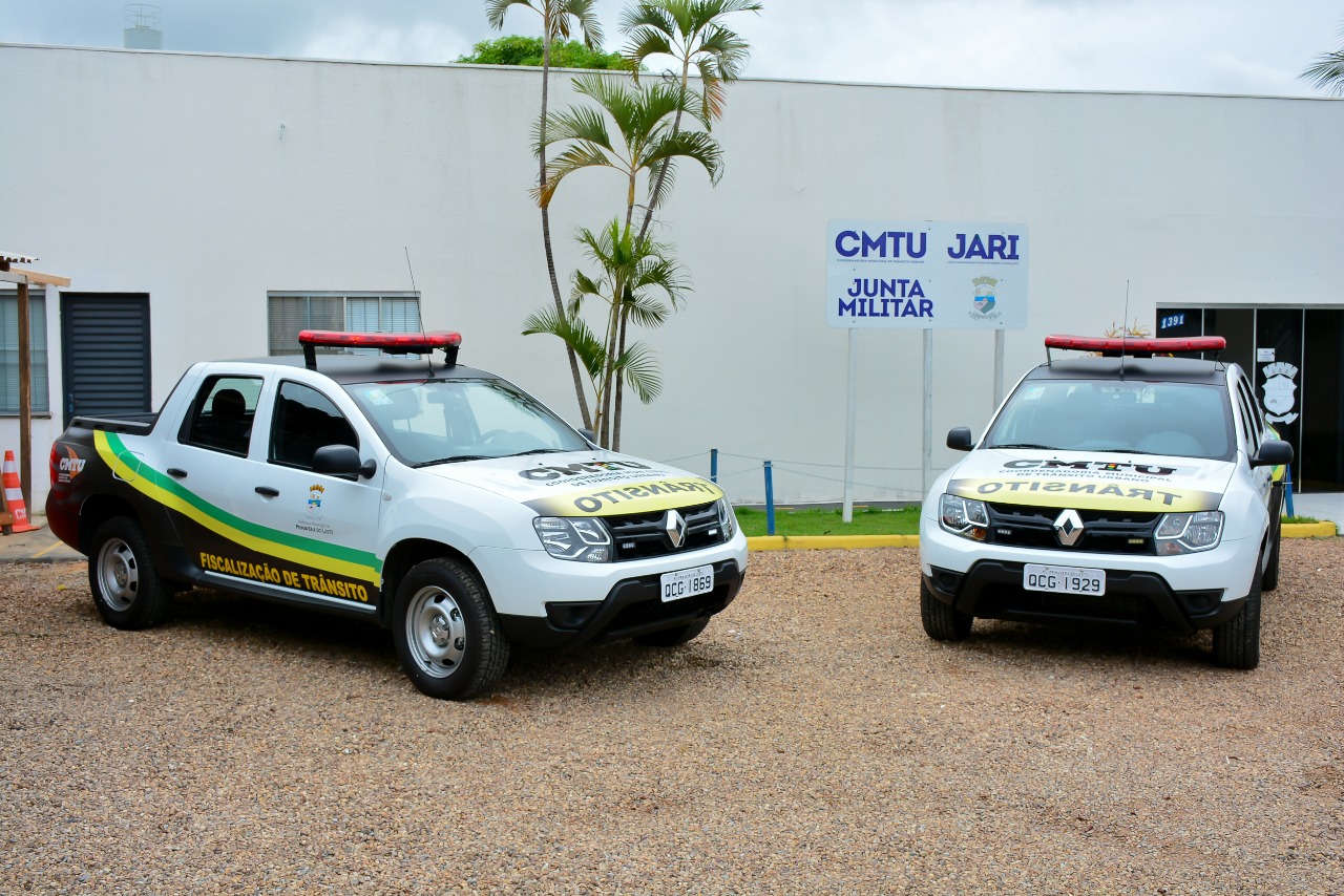 Entrega-de-veiculos-aCMTU