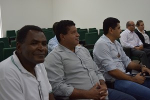 G10-300x200.jpg