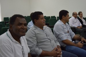 G10-300x200.jpg