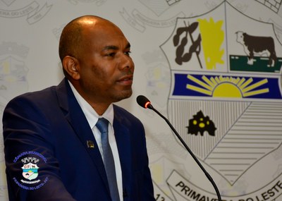 Kinha na tribuna