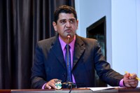 Em tribuna, presidente Paulo Márcio defende convênio para a construção de casas para funcionários públicos e policiais  