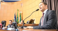 Messias quer fim do “asfalto fachada” nos novos loteamentos em Primavera