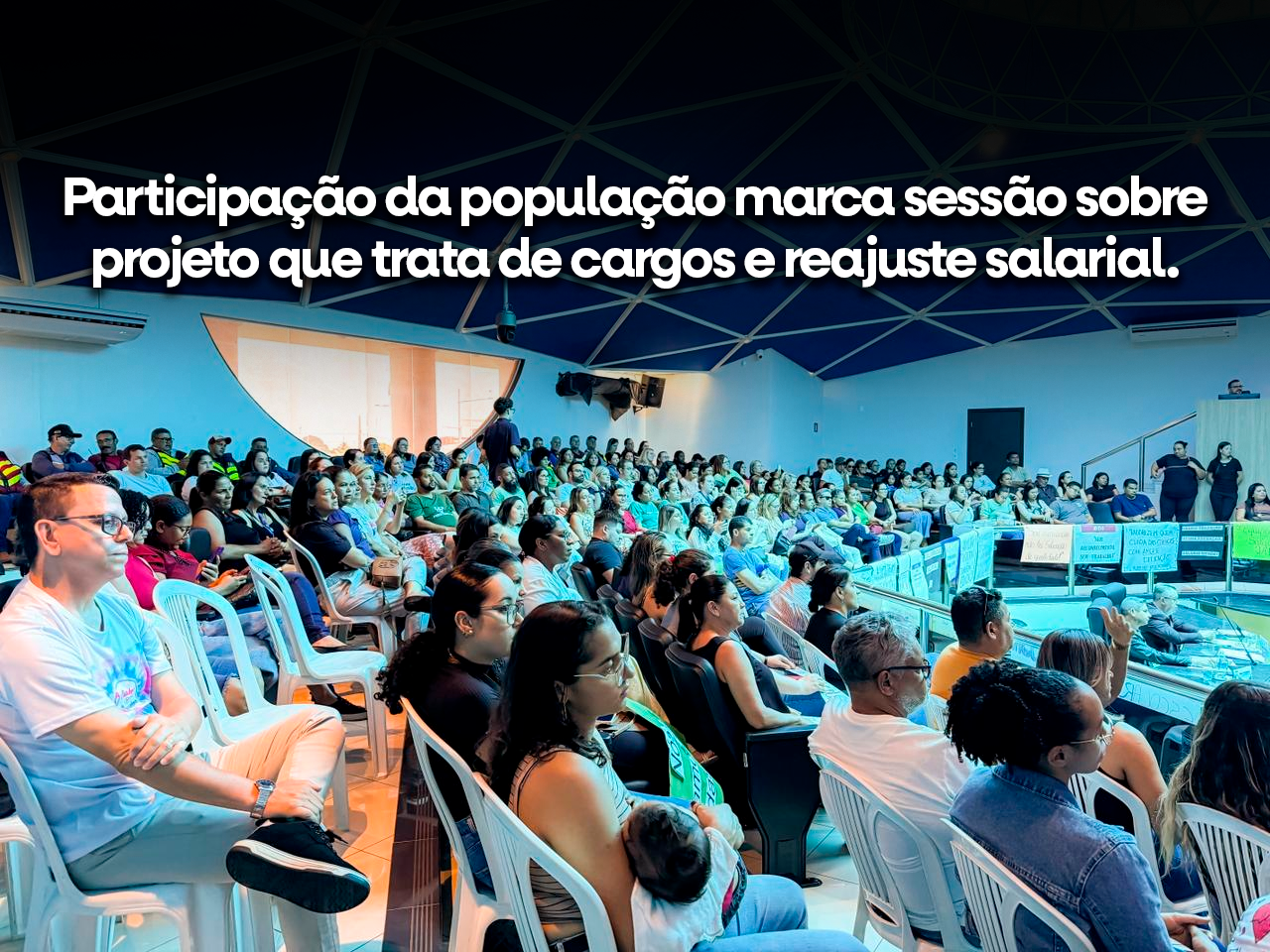 Participação dos servidores marca sessão sobre projeto que trata de cargos e reajuste salarial