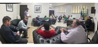 Reunião com motoristas, temas diversos e cobranças nas áreas de saúde e logística