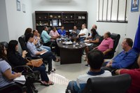 Secretário de Educação de MT está na Câmara. Vereadores fazem cobranças