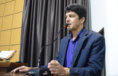 Vereadores aprovam projeto que beneficia ambulantes e construção de mais 02 creches
