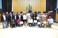 VEREADORES APROVAM PROJETO QUE BENEFICIA CLASSE DOS DIRETORES ESCOLARES