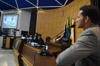 Vereadores criticam secretários e pedem providências