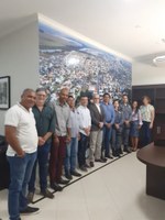 Vereadores se reuniram com representantes de segurança pública do município. 